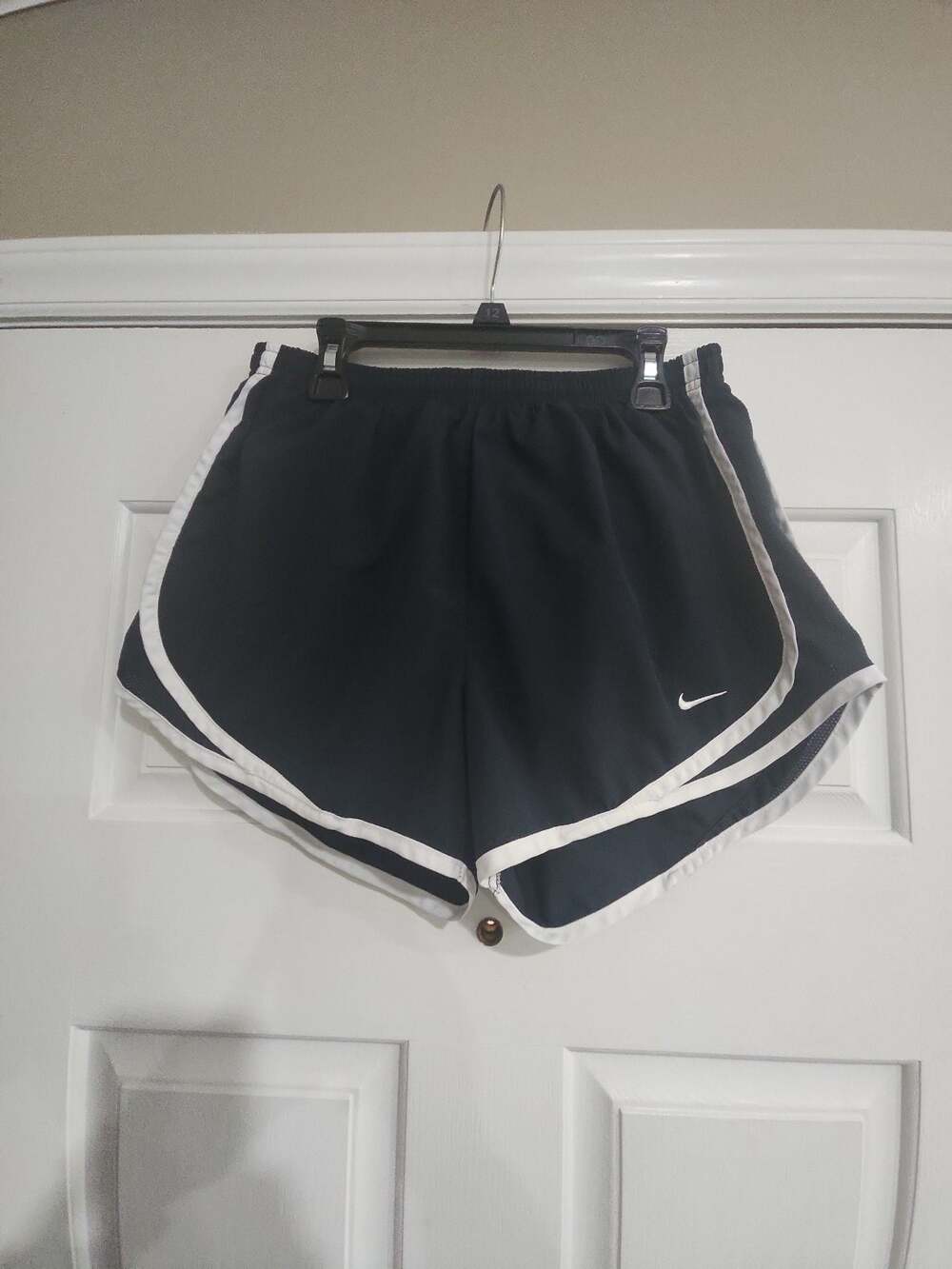 Nike Women's Dri-FIT Tempo Running Shorts Black and White